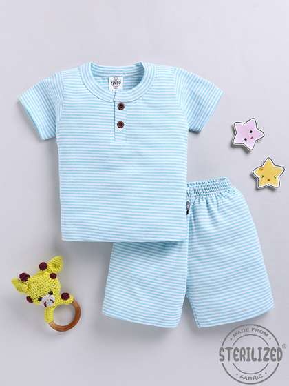 YK X Tinyo Boys Striped
                    Cotton T-shirt with Shorts