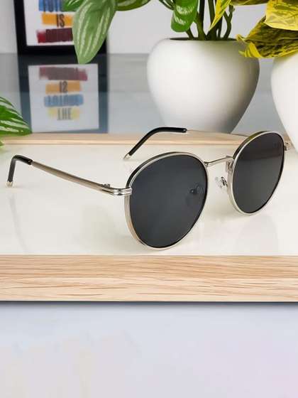 LEGEND EYEWEAR
                        Unisex UV Protected Lens Round Sunglasses
                        SGLH2SPFGDQZDJRG