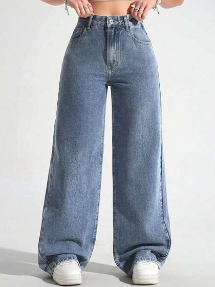 Stretchable High-Rise Jeans