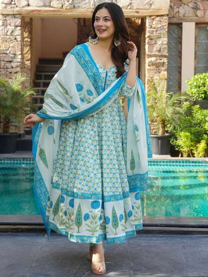 GoSriKi Floral
                        Printed Sweetheart Neck Anarkali Kurta With
                        Trousers & Dupatta