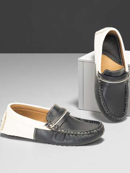 Freeplay Boys Round
                        Toe Comfort Insole Loafers