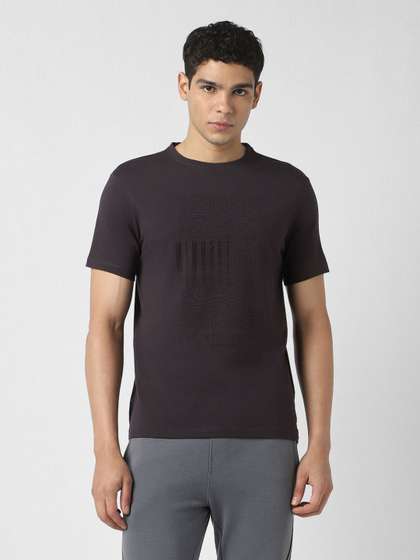 Price History of Van Heusen Flex Men Typography Printed Round Neck