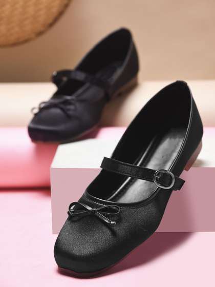 Froh Feet Women
                        Round Toe Mary Janes