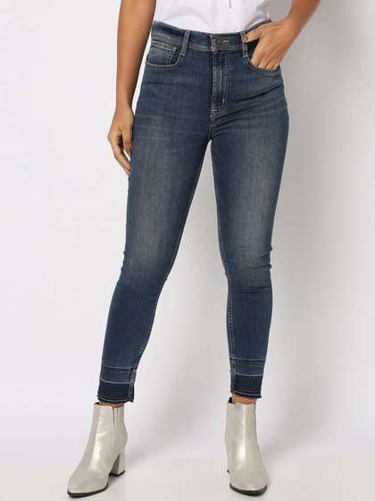 GAP Skinny Fit
                        High-Rise Light Fade Non Stretchable Cotton
                        Jeans