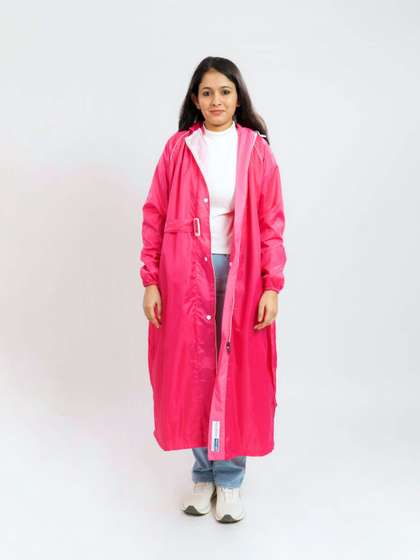 haus & kinder
                        Hooded Neck Muse Raincoat