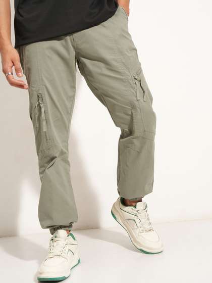 HIGHLANDER Men
                        Relaxed Fit Cargo Styles Cotton Joggers