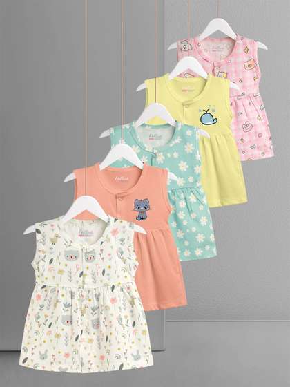 HELLCAT Girls Pack of 5
                    Graphic Print Cotton Fit and Flare Dress