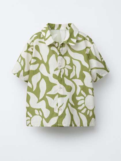 BAESD Boys Comfort Fit
                      Abstract Printed Spread Collar Cotton Casual
                      Shirt