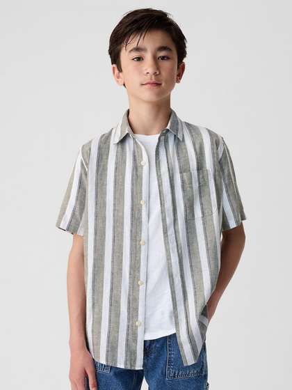 GAP Boys Relaxed Fit
                      Vertical Striped Spread Collar Casual Shirt