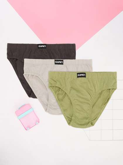 Pantaloons Junior Boys
                    Pack Of 3 Pure Cotton Basic Briefs 8909230374511