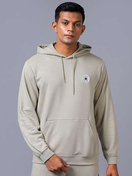 Converse Unisex
                        Go-To Chuck Taylor Patch Pullover Hoodie