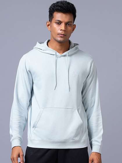 Converse Unisex
                        Go-To Embroidered Star Chevron Standard Fit
                        Pullover Hoodie