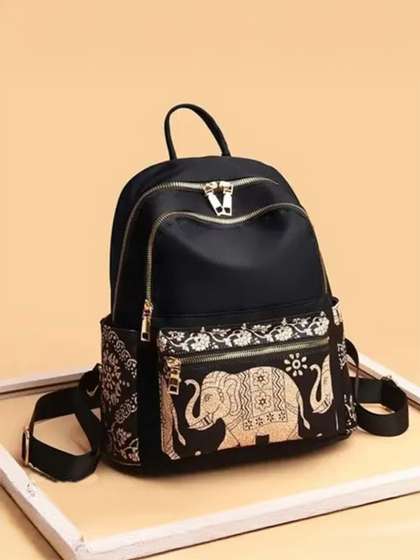 CLASSIC SMUGGLER Girls
                    Backpack
