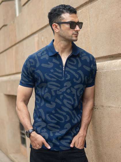Powerlook SS25
                        Abstract Printed Polo Collar T-Shirt