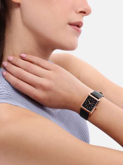 Mast & Harbour
                    Unisex Brass Dial & Leather Straps Analogue
                    Watch