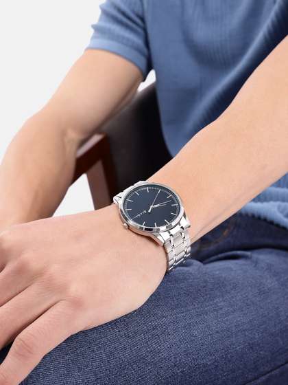 Mast & Harbour
                    Unisex Brass Dial & Stainless Steel Textured
                    Straps Analogue Watch