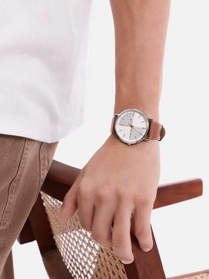 Mast & Harbour
                    Unisex Brass Dial & Leather Straps Analogue
                    Watch