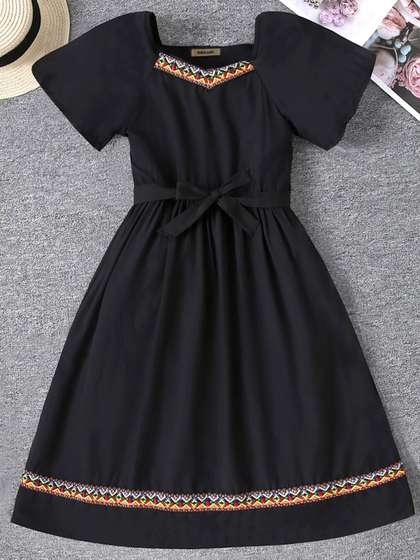 INCLUD Fit & Flare
                    Midi Dress