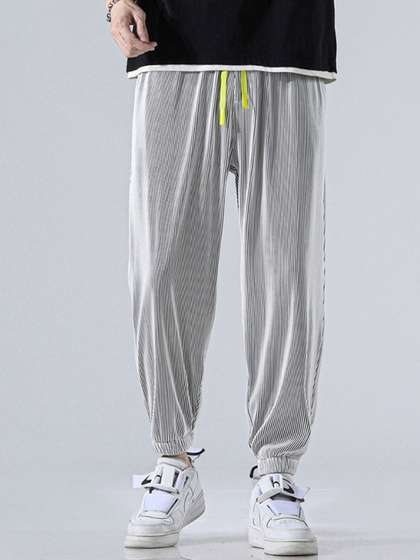 StyleCast Men Mid
                        Rise Loose Fit Trousers