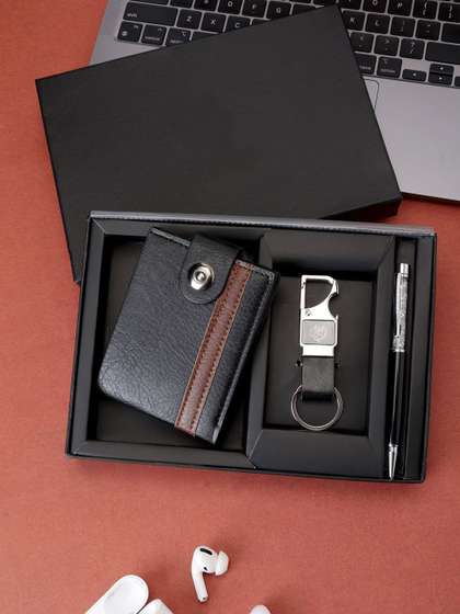 SAZARA Men Accessory
                    Gift Set of Wallet, Card Holder, Keychain