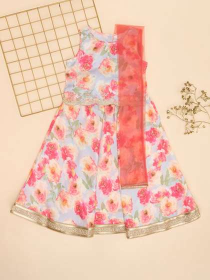 AKKRITI BY
                        PANTALOONS Girls Floral Printed Ready to Wear
                        Lehenga & Blouse With Dupatta