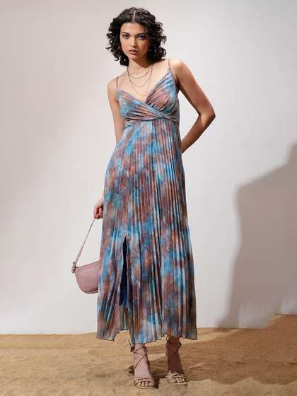 ESPYR By Tokyo Talkies
                      Print Maxi Dress