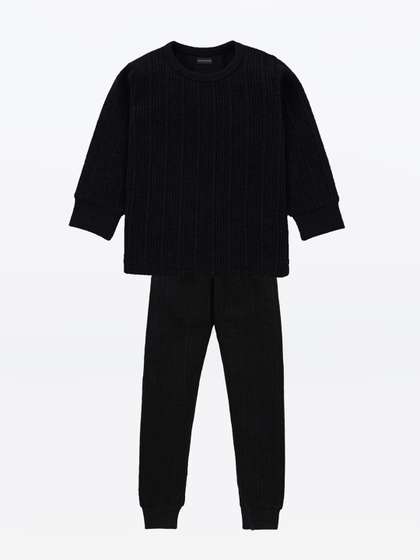 Aerowarm Girls Round
                    Neck Thermal Set