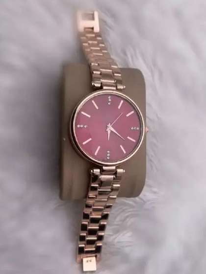 SZN Women Dial & Stainless Steel Straps Analogue Watch Red Dial LaddySZN