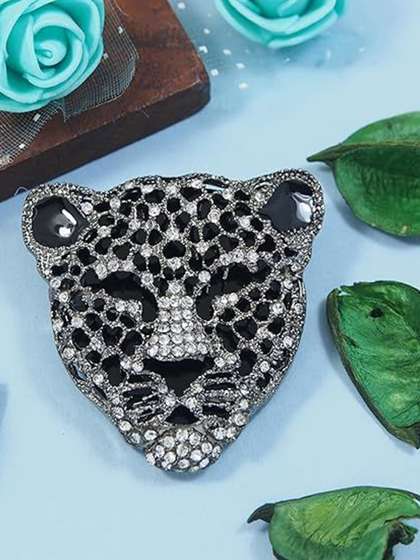 ADORN Unisex Gold Plated
                    Tiger Face-Shaped Wedding Brooch