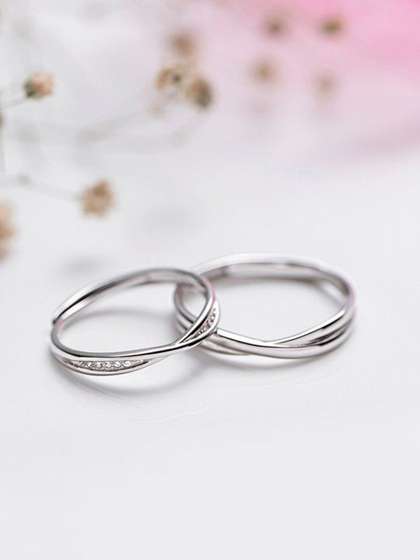 PASU FASHION Set Of 2
                    Silver Plated Crystals Adjustable Couple Finger
                    Rings