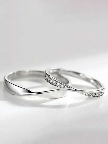 PASU FASHION Set Of 2
                    Silver Plated Crystals Adjustable Couple Finger
                    Rings