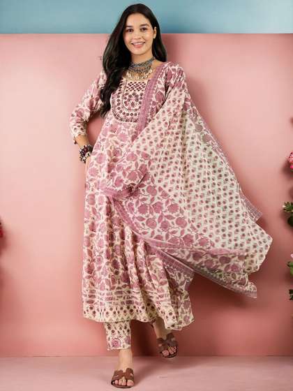 SAHASIKA Women Kurta Sets