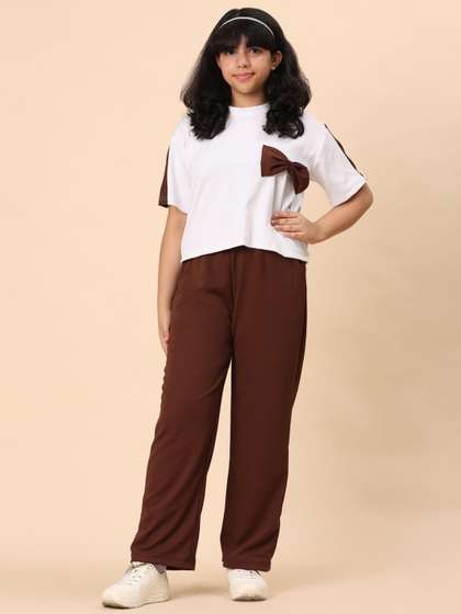 MAYNEISHA Girls Pure
                    Cotton T-shirt With Pyjamas