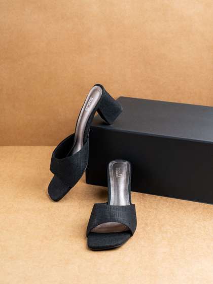 Inc 5 Women Open Toe
                        Block Mules