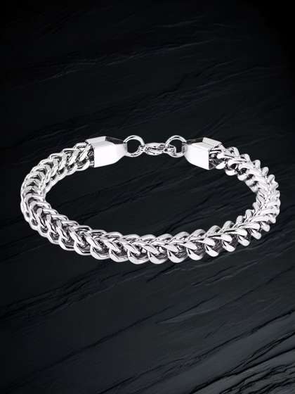 The Roadster Lifestyle
                    Co. Men Stainless Steel Silver-Plated Link Bracelet