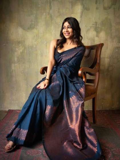 Rujave Woven Design
                        Zari Art Silk Kanjeevaram Saree