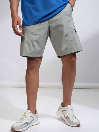 HIGHLANDER Men
                        Ribstop Dobby Elasticated Relaxed Shorts