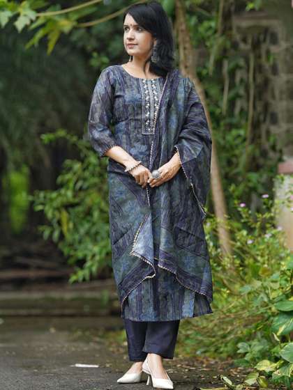 KALINI Women Ethnic
                        Motifs Embroidered Regular Kurta with Trousers
                        & With Dupatta