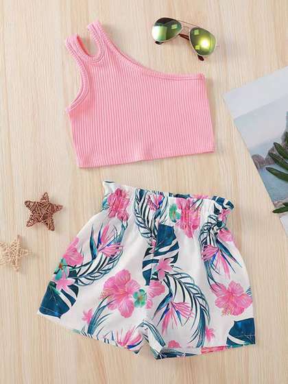 YK Girls Top with
                    Shorts