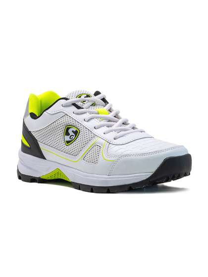 SG SCORER 6 0 Unisex
                        Cricket Shoes