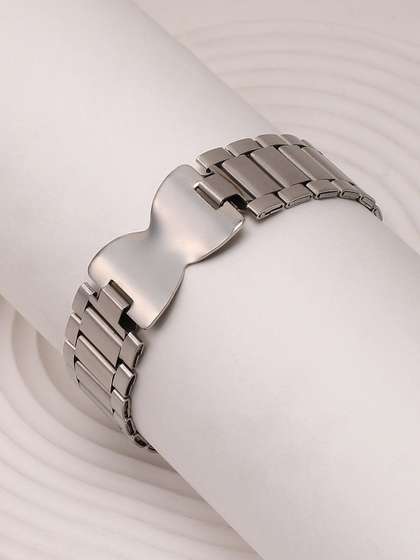 French Accent Men
                    Silver-Plated Link Bracelet