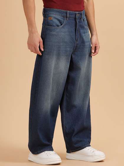 WROGN Men Comfort
                        Mid-Rise Low Distress Light Fade Pure Cotton
                        Jeans