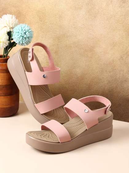 yoho Women Bliss
                        Platform 006 Footpharma wedge Sandal