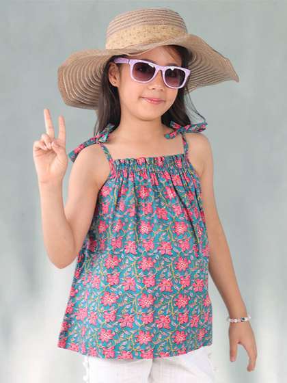 Sangria Girls Floral
                    Printed Pure Cotton Sleeveless Top