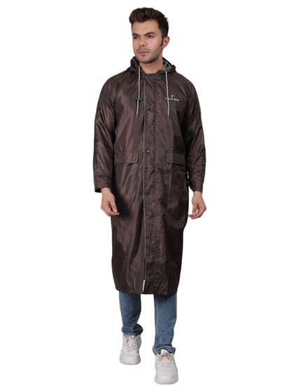 YOUTH ROBE
                        Waterproof Tapping Rain Jacket With Carrying
                        Pouch
