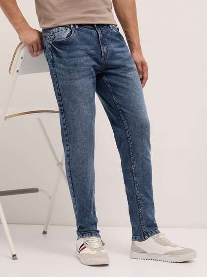 THE BEAR HOUSE
                          Men's Mid Rise Clean Look Stretchable No Fade
                          Cotton Blend Skinny Fit Jean