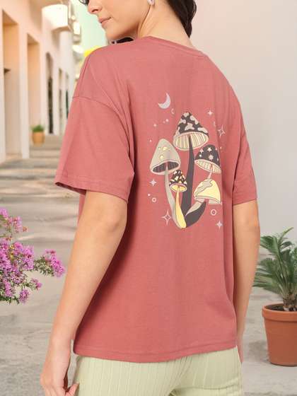 glitchez
                        Conversational Printed Oversized Fit T-shirt