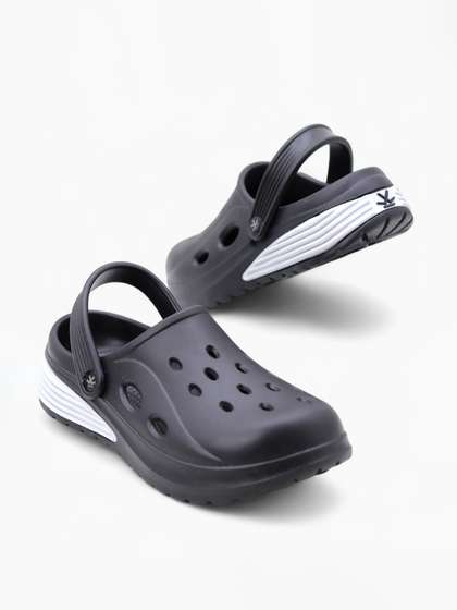 WROGN Men Clogs Flip
                    Flops