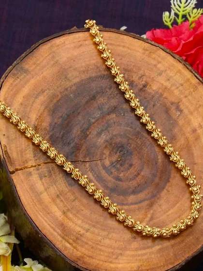 ELEGANTDREAM Men
                    Gold-Plated Chain