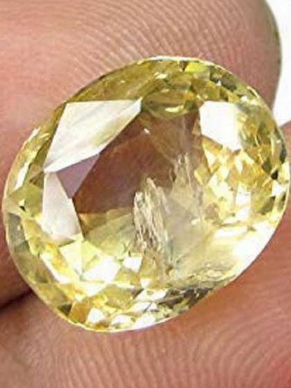 Sidharth Gems 9.25 Ratti
                    8.25 Crt Yellow Sapphire Ring